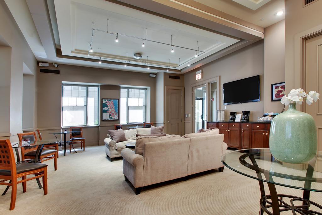 Dewitt Hotel And Suites Chicago Ngoại thất bức ảnh