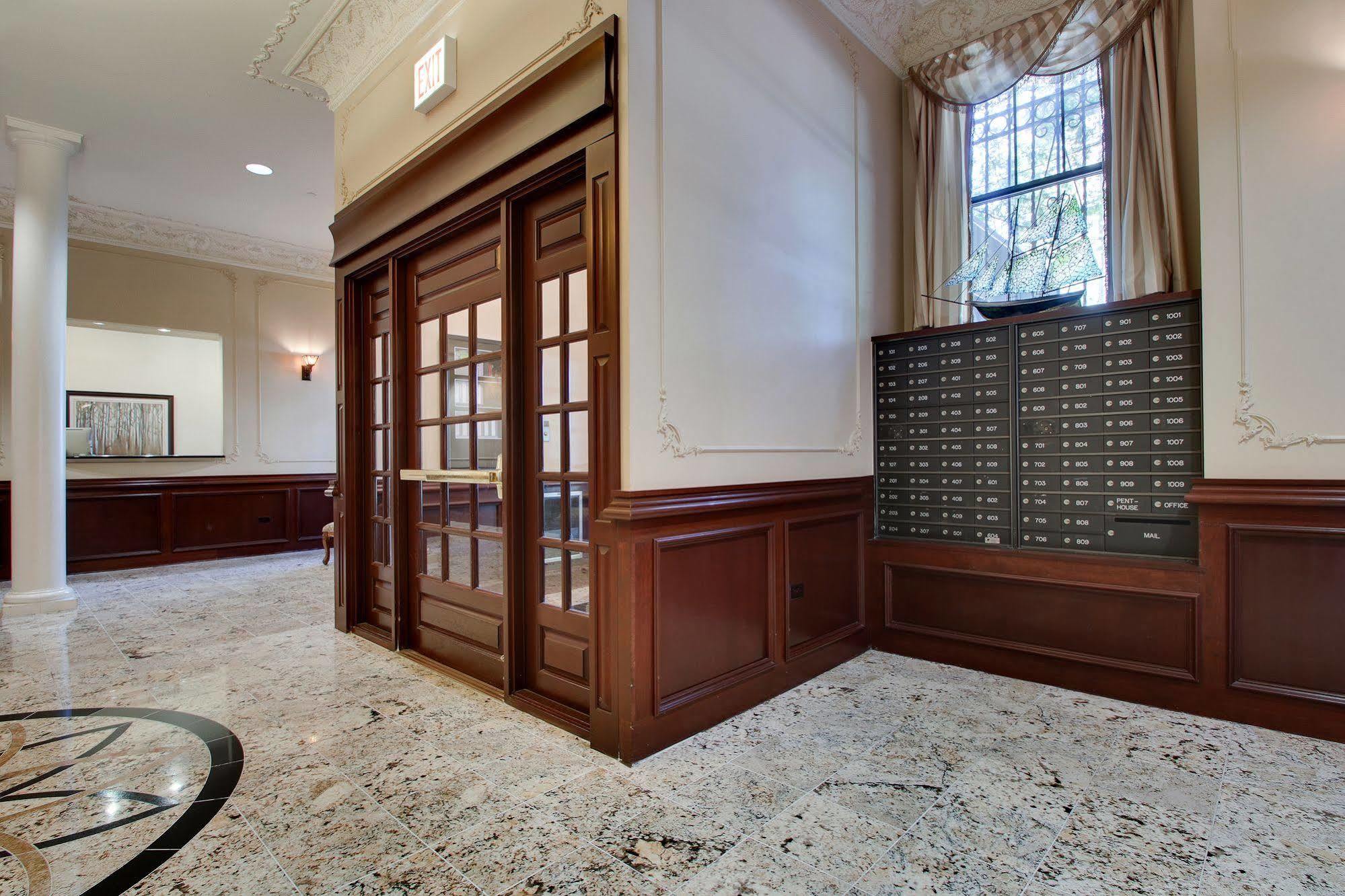 Dewitt Hotel And Suites Chicago Ngoại thất bức ảnh